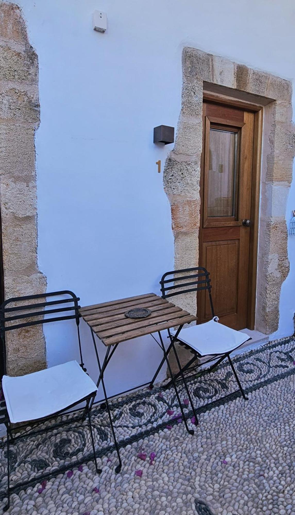 Villa Aphrodite Lindos Suites Экстерьер фото